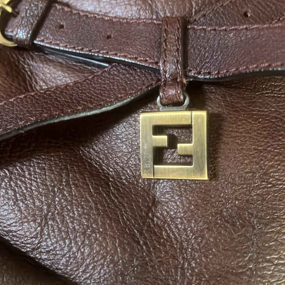 100% Authentic Fendi Hobo - Picture 2 of 6